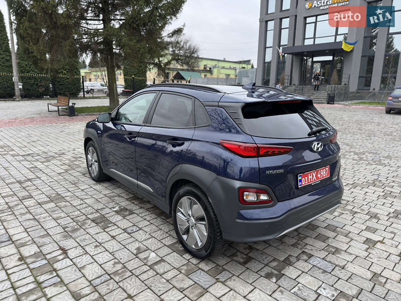 Внедорожник / Кроссовер Hyundai Kona 2020 в Ровно