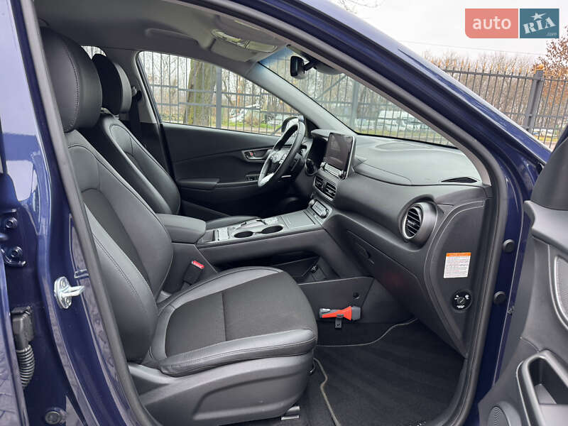 Внедорожник / Кроссовер Hyundai Kona 2020 в Ровно