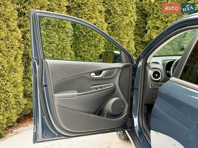 Внедорожник / Кроссовер Hyundai Kona 2021 в Самборе