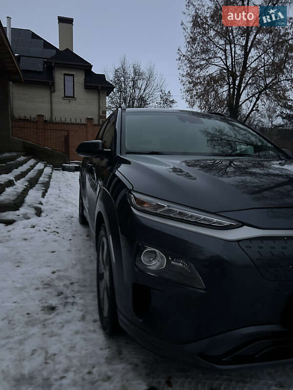 Внедорожник / Кроссовер Hyundai Kona 2019 в Кропивницком