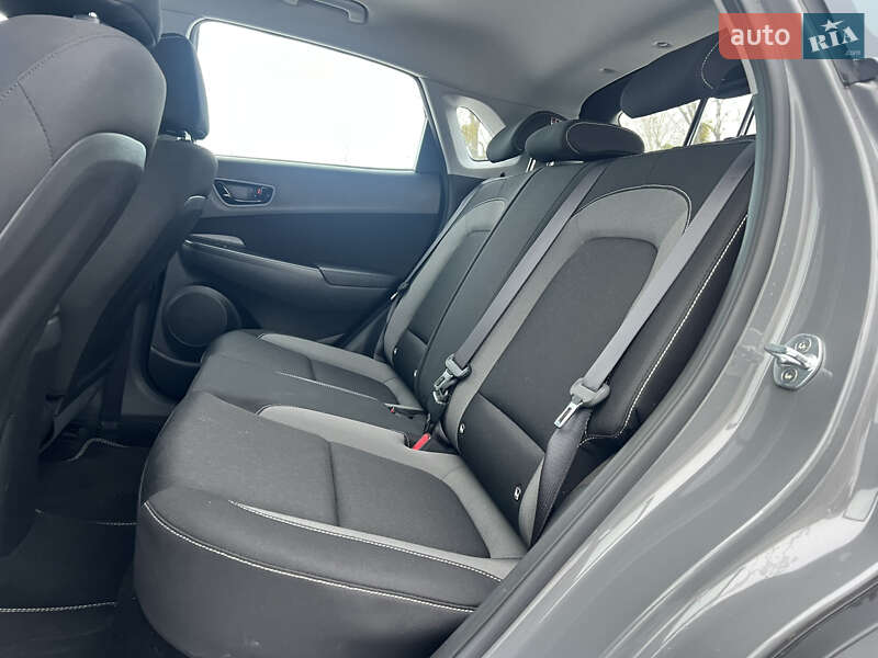 Внедорожник / Кроссовер Hyundai Kona 2020 в Киеве