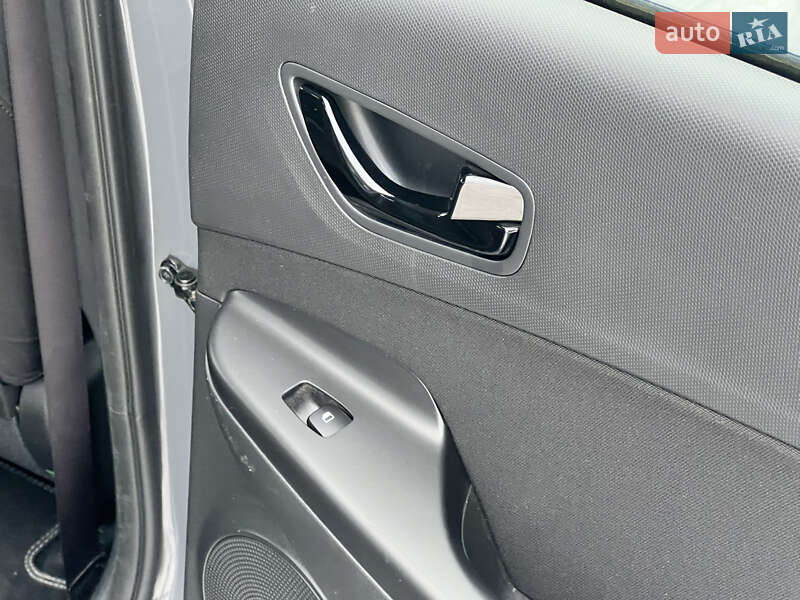 Внедорожник / Кроссовер Hyundai Kona 2020 в Киеве