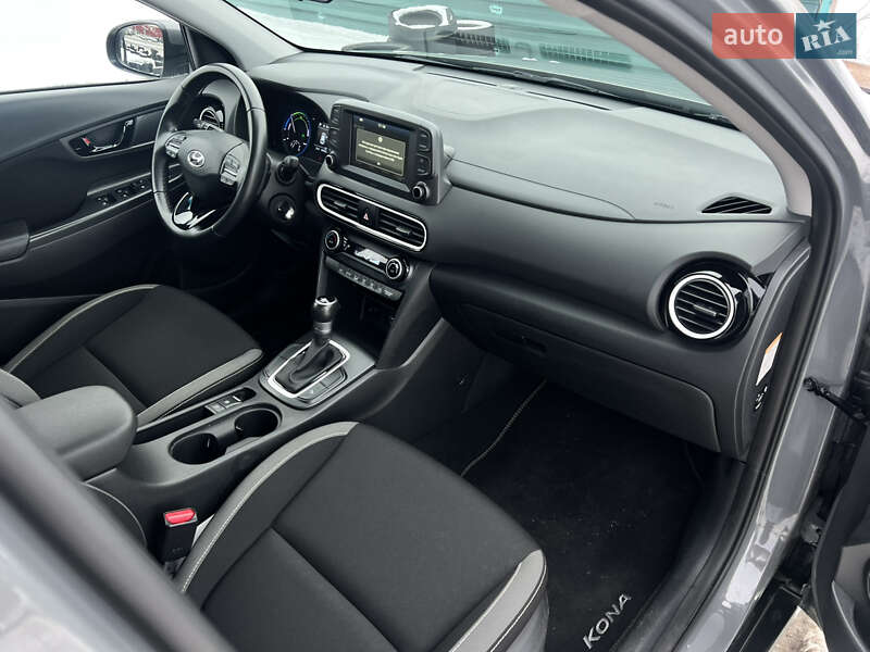 Внедорожник / Кроссовер Hyundai Kona 2020 в Киеве