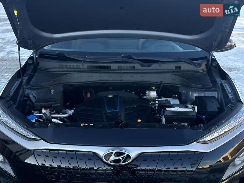 Внедорожник / Кроссовер Hyundai Kona 2020 в Ровно