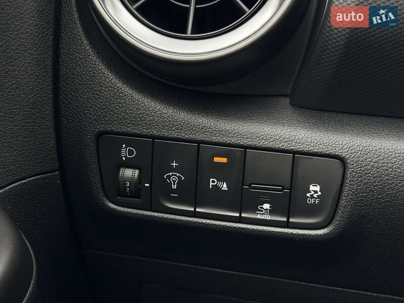 Внедорожник / Кроссовер Hyundai Kona 2021 в Виннице