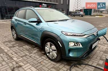 Внедорожник / Кроссовер Hyundai Kona 2020 в Кривом Роге