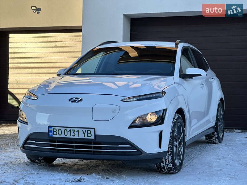 Внедорожник / Кроссовер Hyundai Kona 2021 в Тернополе