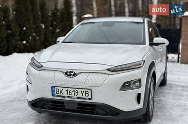 Внедорожник / Кроссовер Hyundai Kona 2020 в Львове