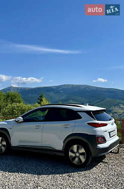 Внедорожник / Кроссовер Hyundai Kona 2019 в Тернополе