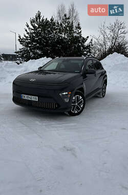 Внедорожник / Кроссовер Hyundai Kona 2024 в Ровно