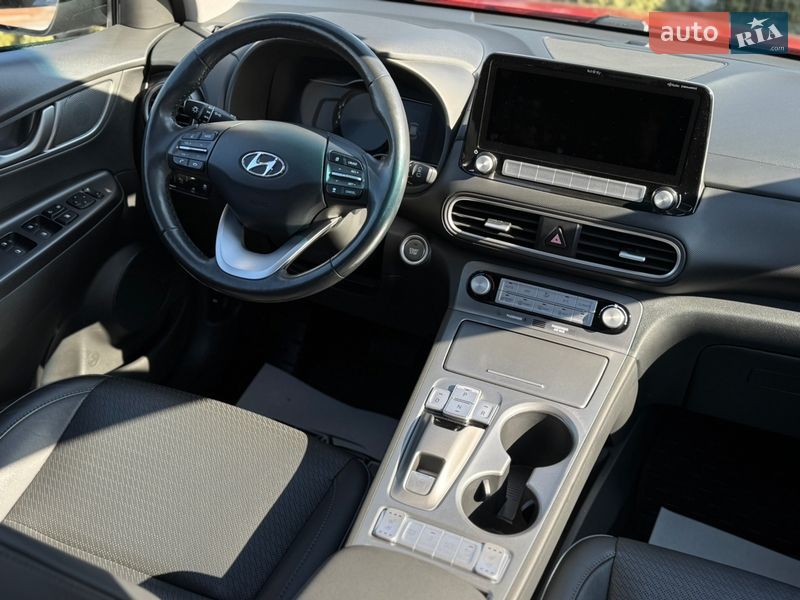 Внедорожник / Кроссовер Hyundai Kona 2019 в Львове