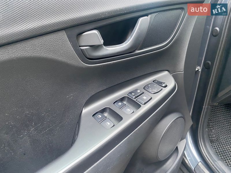 Внедорожник / Кроссовер Hyundai Kona 2019 в Чернигове