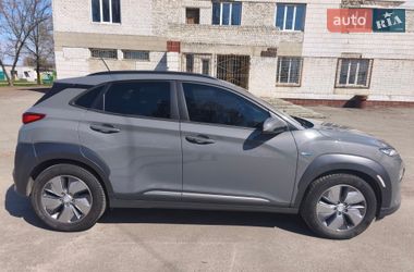 Внедорожник / Кроссовер Hyundai Kona 2018 в Черкассах