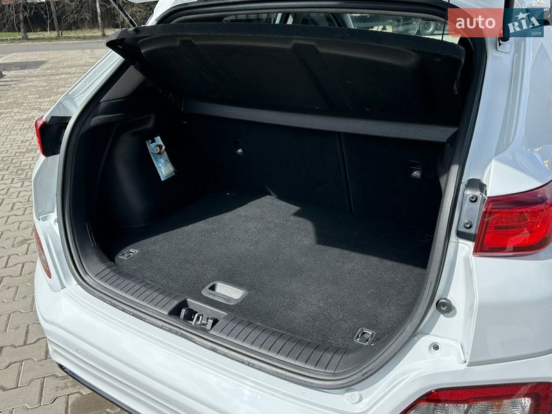 Внедорожник / Кроссовер Hyundai Kona 2018 в Виннице