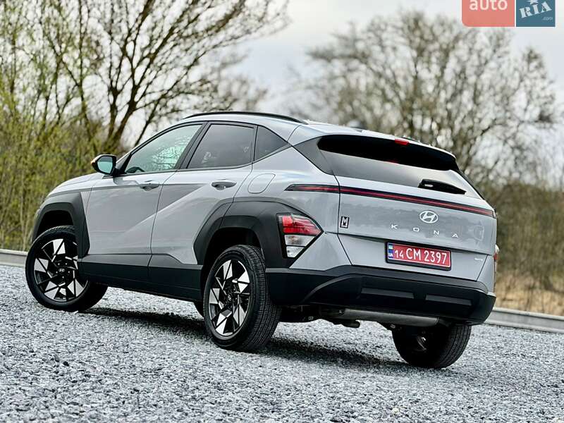 Hyundai Kona 2025