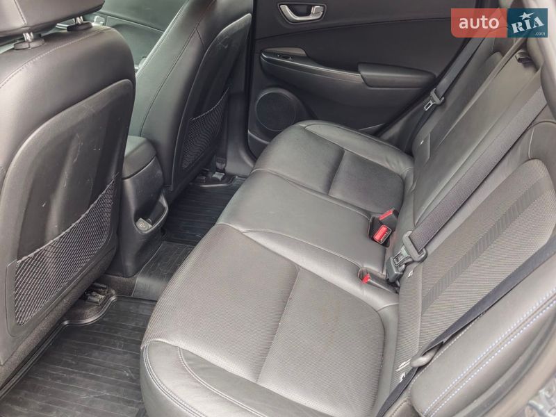 Внедорожник / Кроссовер Hyundai Kona 2020 в Львове