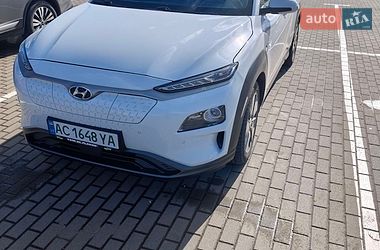 Внедорожник / Кроссовер Hyundai Kona 2018 в Нововолынске
