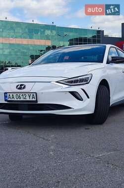 Седан Hyundai Lafesta EV 2020 в Киеве