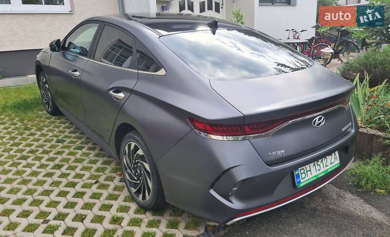 Фастбэк Hyundai Lafesta 2021 в Одессе