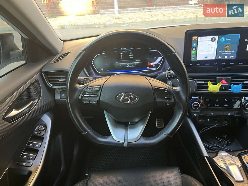 Фастбэк Hyundai Lafesta 2020 в Киеве