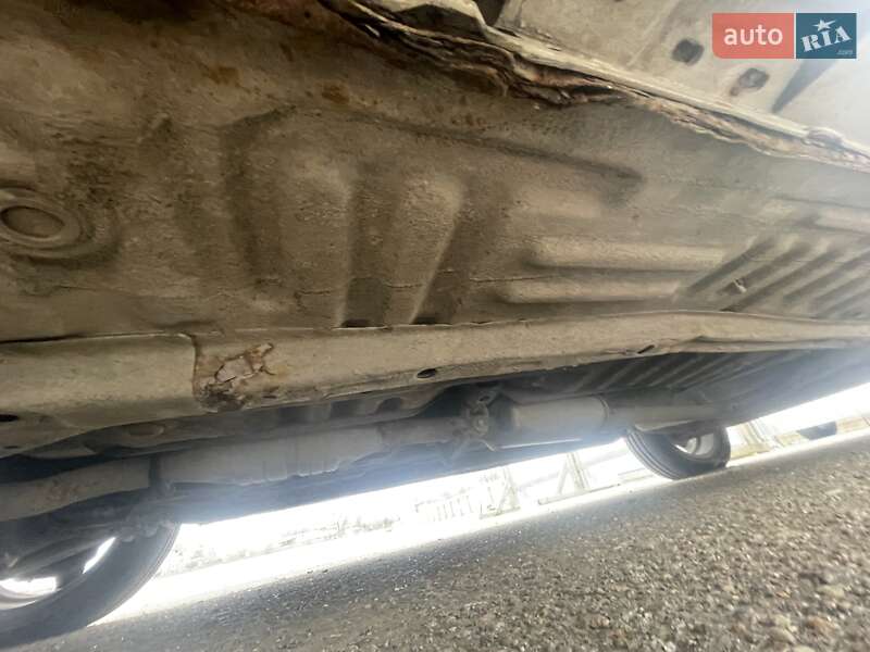 Седан Hyundai Lantra 1994 в Кременчуге