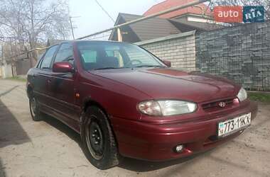 Седан Hyundai Lantra 1994 в 