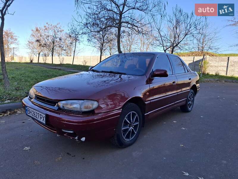 Hyundai Lantra 1995