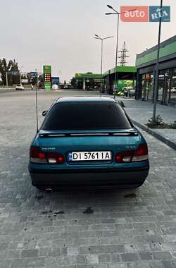Седан Hyundai Lantra 1993 в 