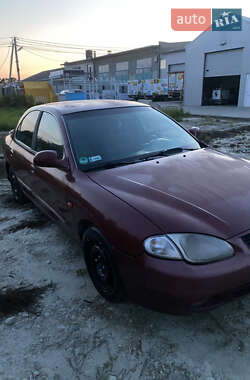 Седан Hyundai Lantra 1999 в 