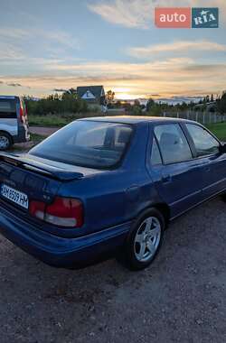 Седан Hyundai Lantra 1992 в 