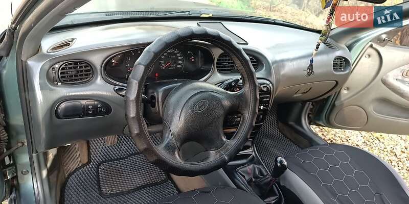 Універсал Hyundai Lantra 1996 в Сарнах