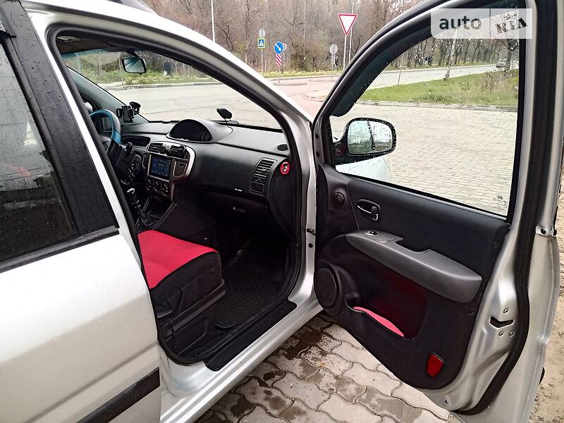 Минивэн Hyundai Matrix 2008 в Львове