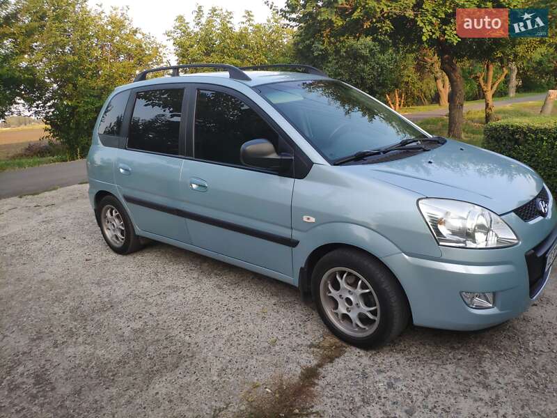 Минивэн Hyundai Matrix 2008 в Днепре