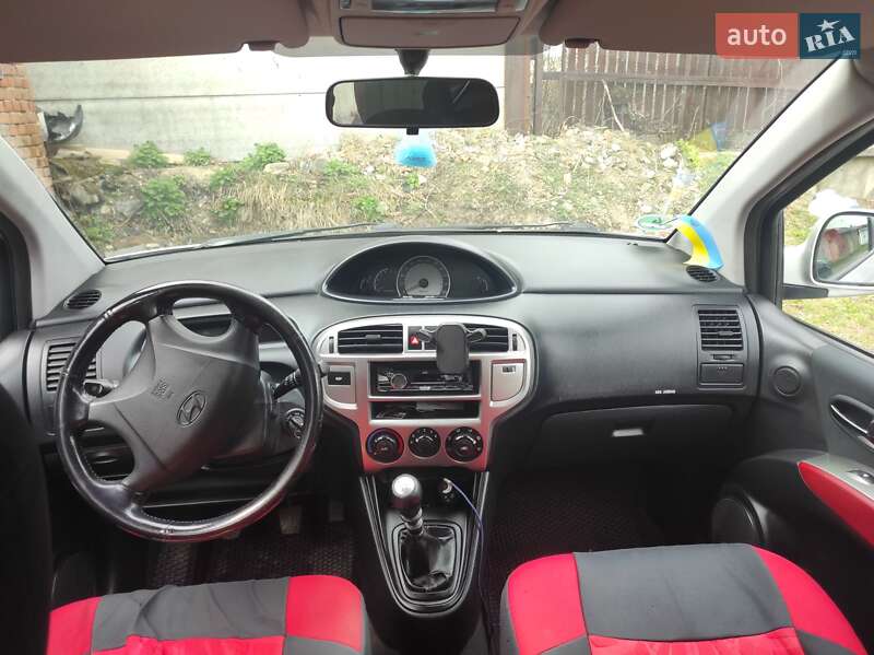 Минивэн Hyundai Matrix 2008 в Хмельницком