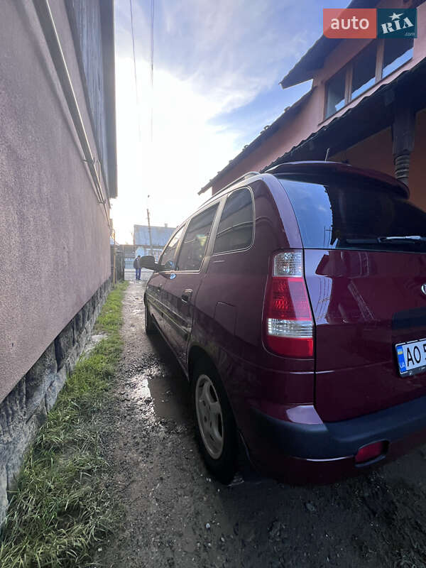 Мінівен Hyundai Matrix 2007 в Тячеві