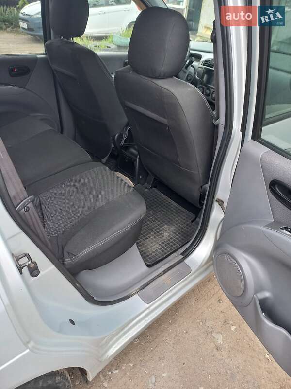 Минивэн Hyundai Matrix 2007 в Днепре