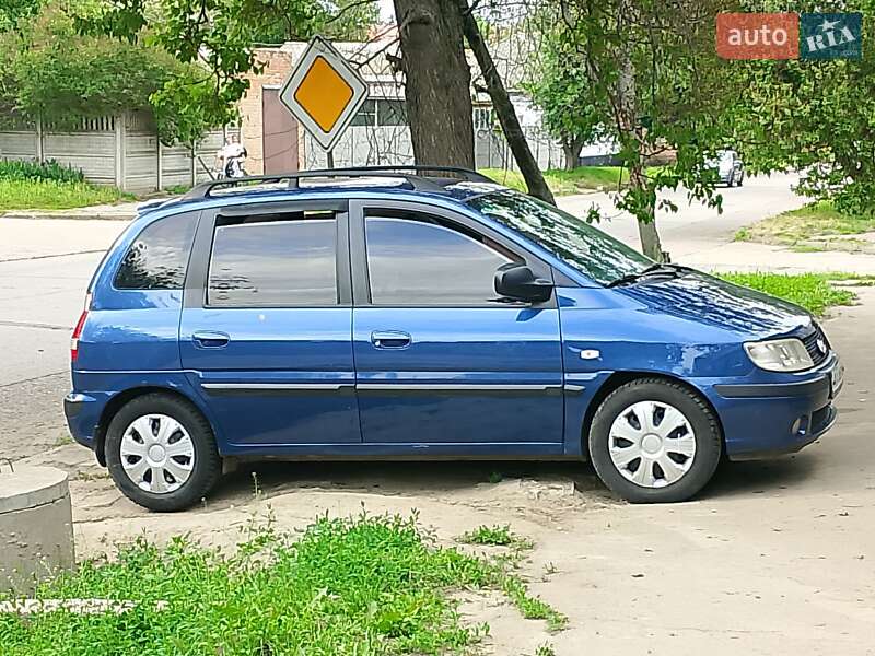 Минивэн Hyundai Matrix 2008 в 