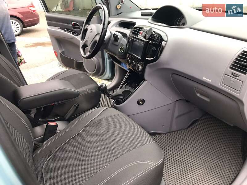Минивэн Hyundai Matrix 2007 в Киеве
