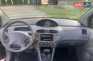Минивэн Hyundai Matrix 2008 в 
