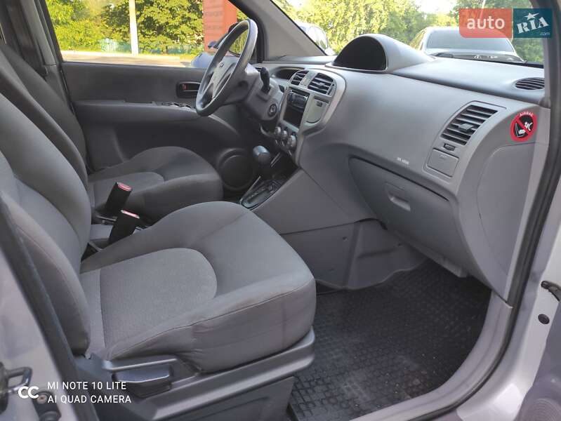Минивэн Hyundai Matrix 2008 в Киеве