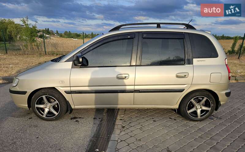 Минивэн Hyundai Matrix 2008 в Днепре
