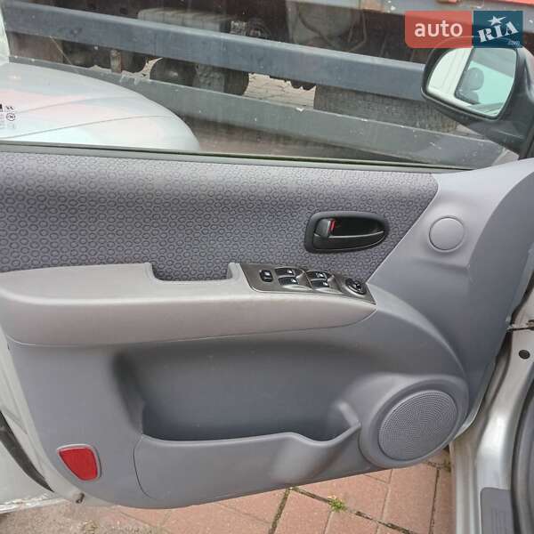 Хэтчбек Hyundai Matrix 2006 в Киеве