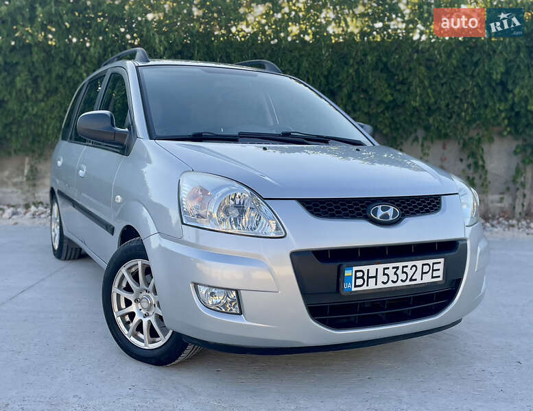 Мінівен Hyundai Matrix 2010 в 