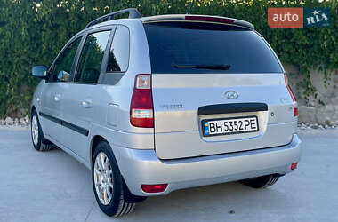 Мінівен Hyundai Matrix 2010 в 
