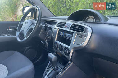 Мінівен Hyundai Matrix 2010 в 
