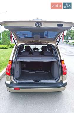 Минивэн Hyundai Matrix 2005 в 
