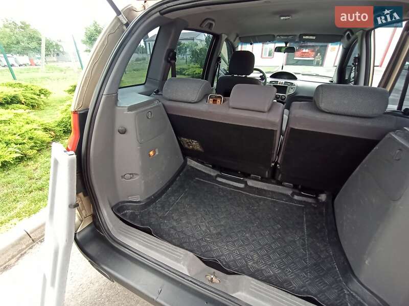 Минивэн Hyundai Matrix 2005 в Днепре
