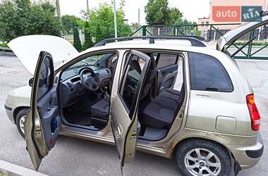 Минивэн Hyundai Matrix 2005 в 