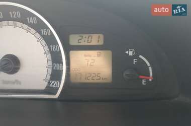 Минивэн Hyundai Matrix 2008 в 