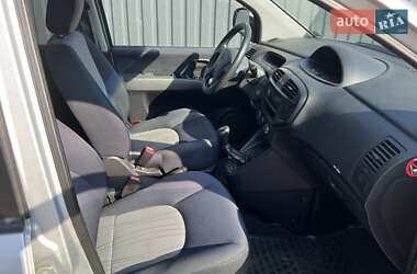 Минивэн Hyundai Matrix 2008 в 